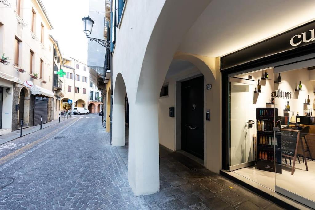 Residenza Subitosanto - Appartamento 5B "Giotto" Padova Bagian luar foto